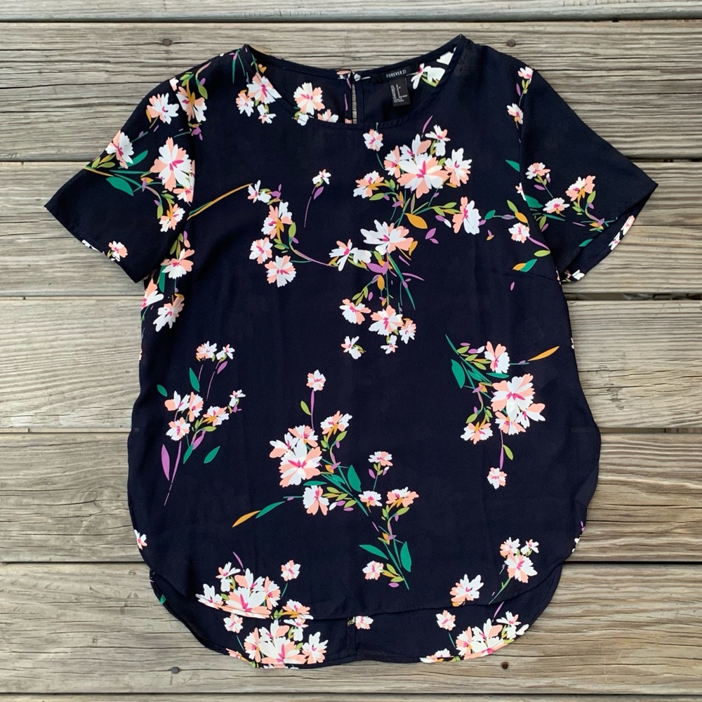 Forever 21 Navy Floral Short Sleeve blouse